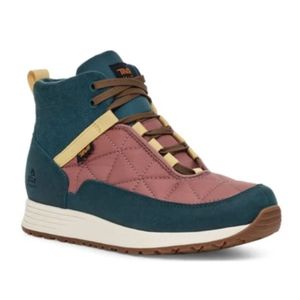 TEVA WOMENREEMBER COMMUTE WP